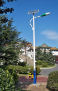 道路太陽能路燈:怎么選擇瓦數(shù)？