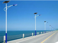 太陽能LED路燈與傳統(tǒng)路燈:哪個(gè)成本高？